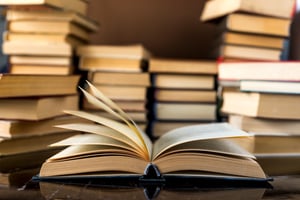 Stack-of-books-736491